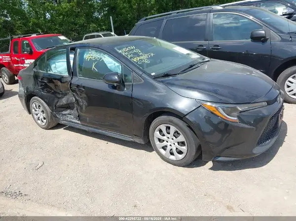 5YFEPMAE0MP246657 2021 TOYOTA COROLLA - Image 1
