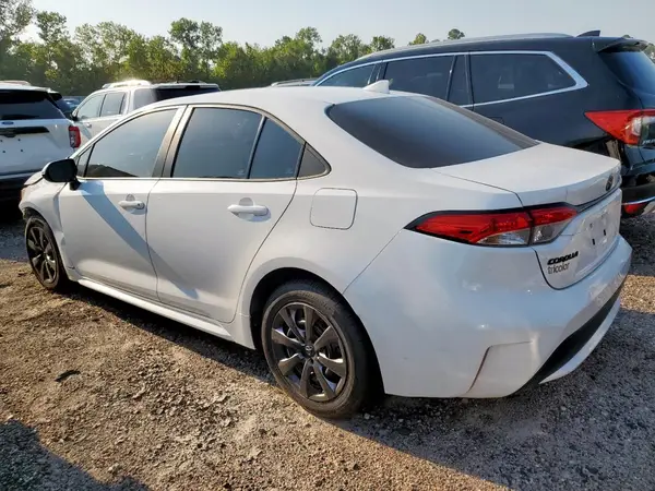 5YFEPMAE0MP249056 2021 TOYOTA COROLLA - Image 2