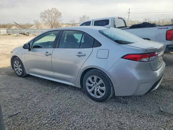 5YFEPMAE0MP249669 2021 TOYOTA COROLLA - Image 2
