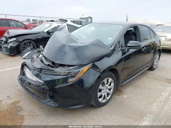 5YFEPMAE0MP253723 2021 TOYOTA COROLLA - Image 2