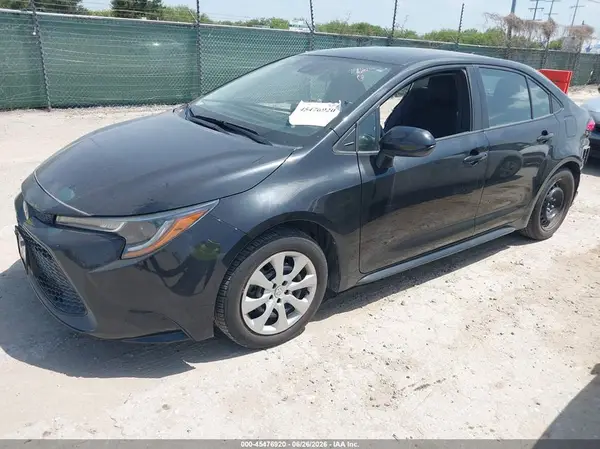 5YFEPMAE0MP255326 2021 TOYOTA COROLLA - Image 2