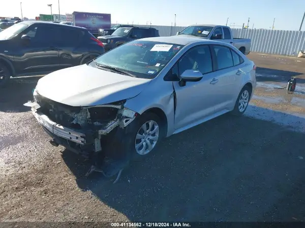 5YFEPMAE0MP260395 2021 TOYOTA COROLLA - Image 2