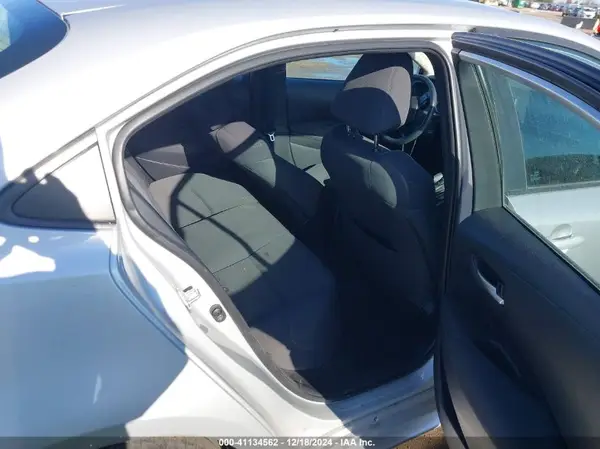 5YFEPMAE0MP260395 2021 TOYOTA COROLLA - Image 8
