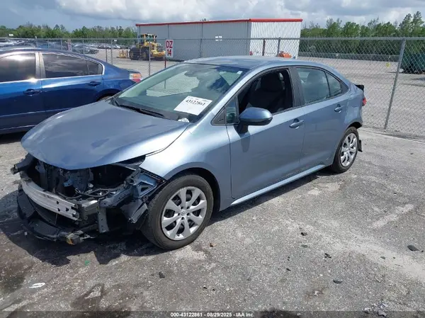 5YFEPMAE0MP266326 2021 TOYOTA COROLLA - Image 2