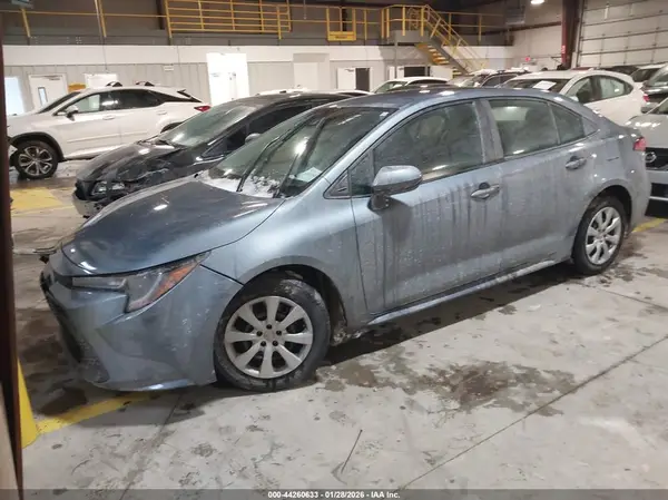 5YFEPMAE0MP266469 2021 TOYOTA COROLLA - Image 2