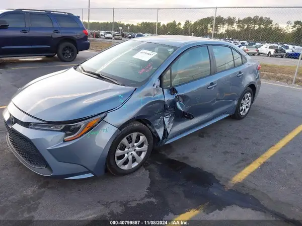 5YFEPMAE0MP269212 2021 TOYOTA COROLLA - Image 2