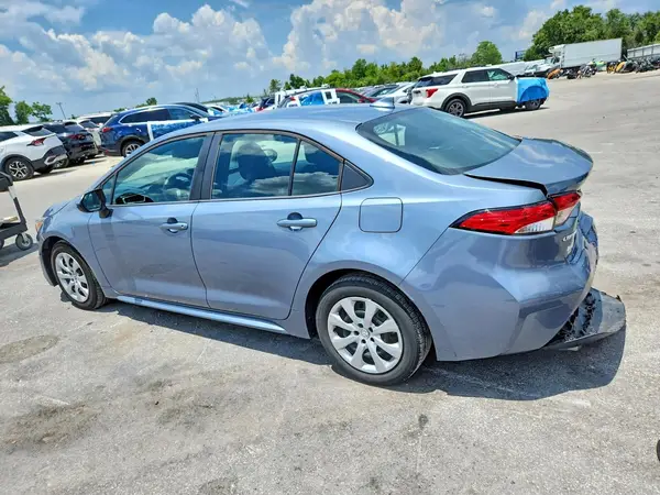 5YFEPMAE0NP279627 2022 TOYOTA COROLLA - Image 2