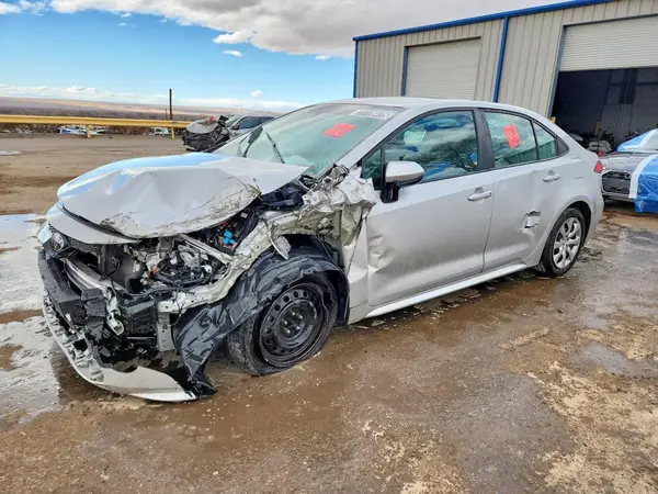 5YFEPMAE0NP285637 2022 TOYOTA COROLLA - Image 1