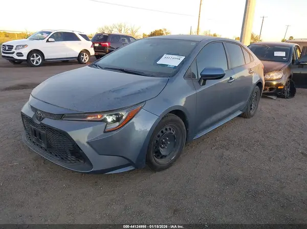 5YFEPMAE0NP290529 2022 TOYOTA COROLLA - Image 2