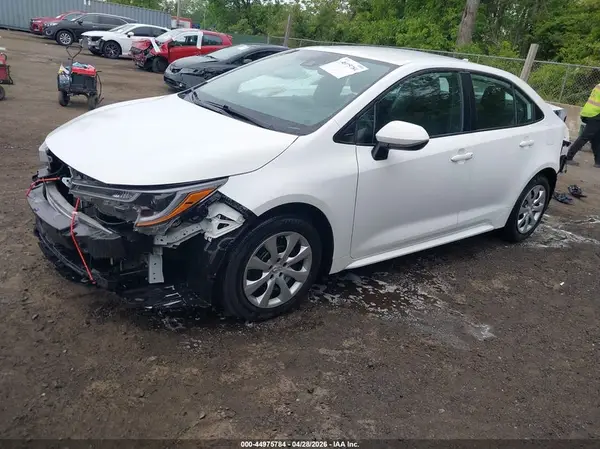 5YFEPMAE0NP292989 2022 TOYOTA COROLLA - Image 2
