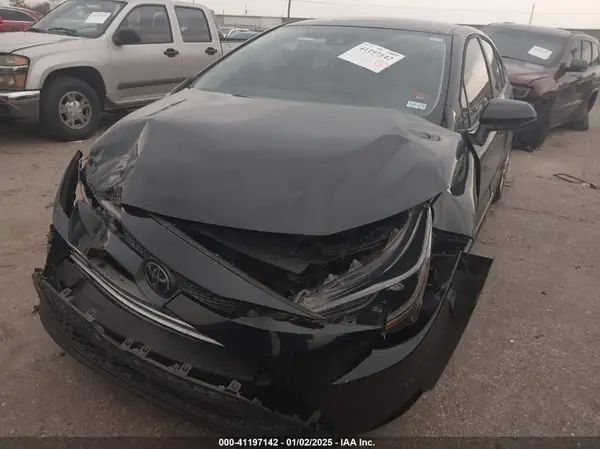 5YFEPMAE0NP293611 2022 TOYOTA COROLLA - Image 2