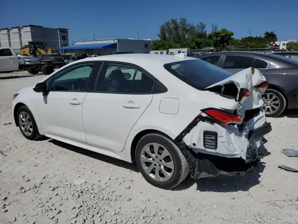 5YFEPMAE0NP297996 2022 TOYOTA COROLLA - Image 2