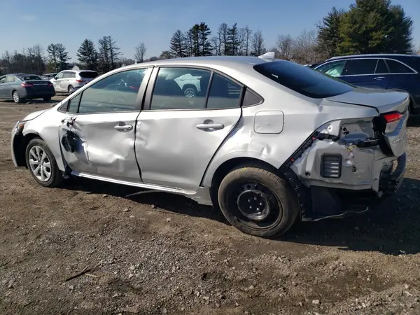 5YFEPMAE0NP305904 2022 TOYOTA COROLLA - Image 2
