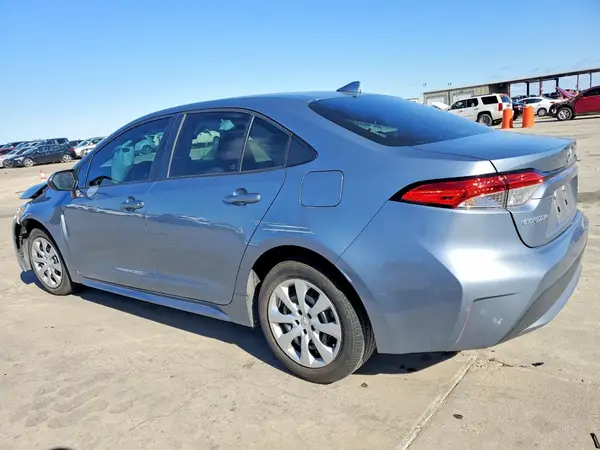 5YFEPMAE0NP310343 2022 TOYOTA COROLLA - Image 2