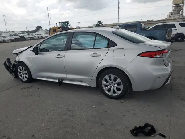 5YFEPMAE0NP318118 2022 TOYOTA COROLLA - Image 2