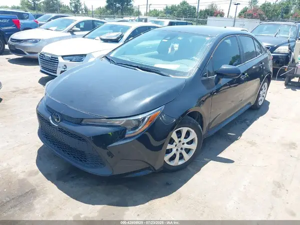 5YFEPMAE0NP318894 2022 TOYOTA COROLLA - Image 2