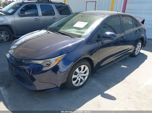 5YFEPMAE0NP320936 2022 TOYOTA COROLLA - Image 2