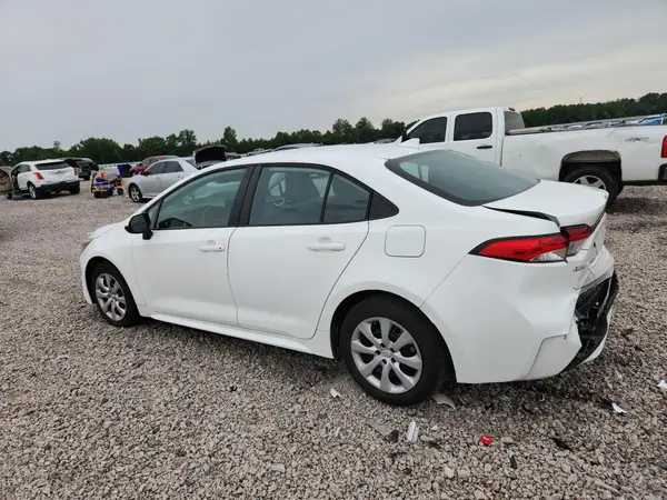 5YFEPMAE0NP322105 2022 TOYOTA COROLLA - Image 2