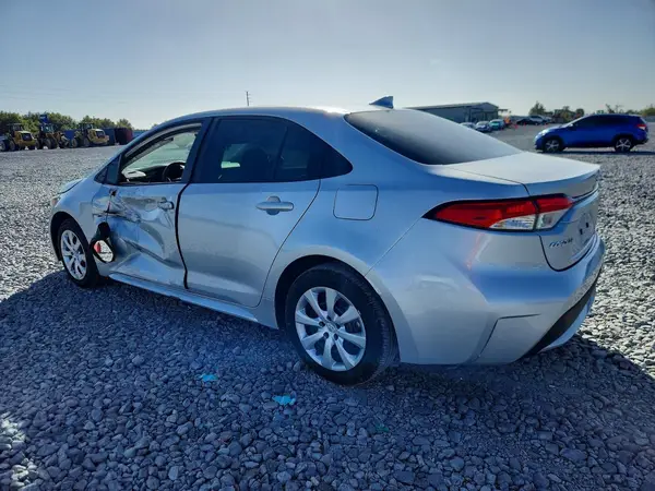 5YFEPMAE0NP323285 2022 TOYOTA COROLLA - Image 2