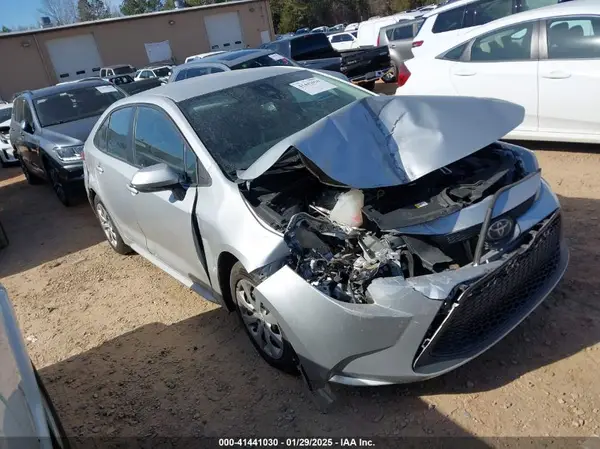 5YFEPMAE0NP325540 2022 TOYOTA COROLLA - Image 1