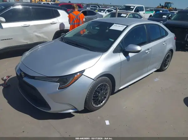 5YFEPMAE0NP325554 2022 TOYOTA COROLLA - Image 2