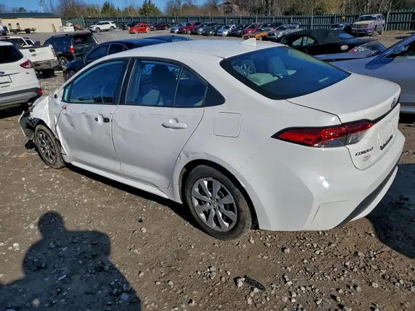 5YFEPMAE0NP329992 2022 TOYOTA COROLLA - Image 2