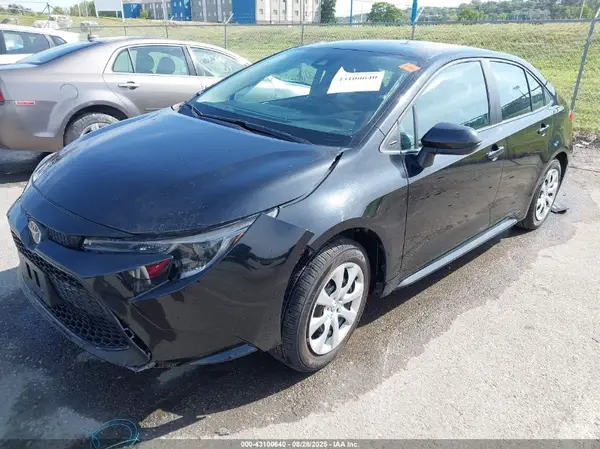 5YFEPMAE0NP331709 2022 TOYOTA COROLLA - Image 2
