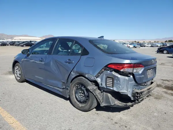 5YFEPMAE0NP338711 2022 TOYOTA COROLLA - Image 2