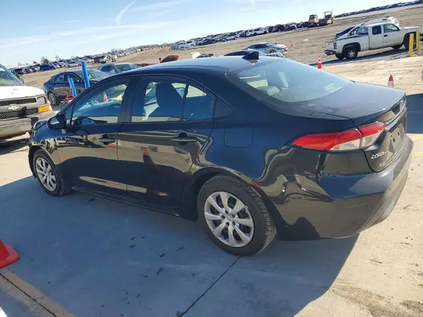 5YFEPMAE0NP338837 2022 TOYOTA COROLLA - Image 2