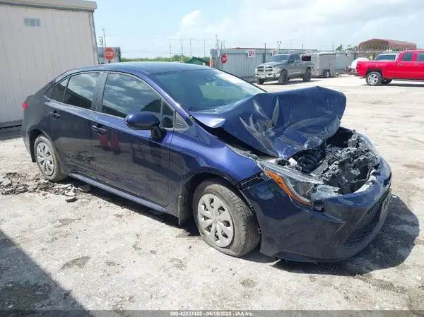 5YFEPMAE0NP339700 2022 TOYOTA COROLLA - Image 1
