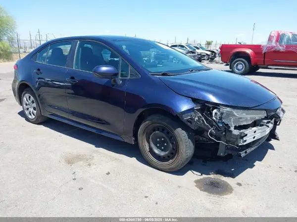 5YFEPMAE0NP339955 2022 TOYOTA COROLLA - Image 1