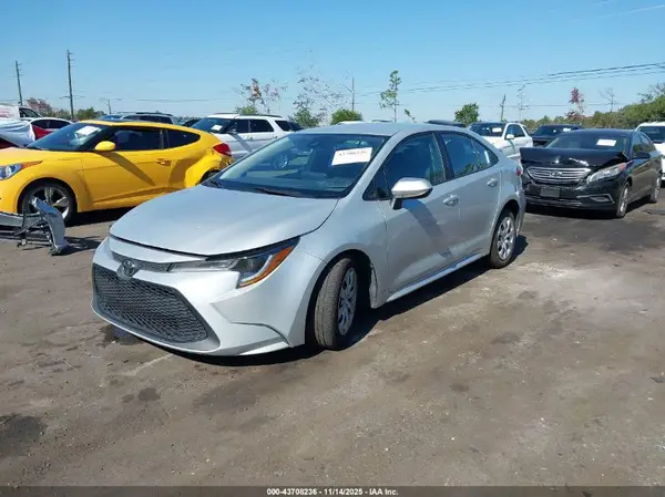 5YFEPMAE0NP341155 2022 TOYOTA COROLLA - Image 2