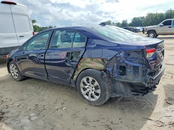 5YFEPMAE0NP343911 2022 TOYOTA COROLLA - Image 2