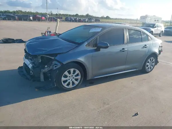 5YFEPMAE0NP344458 2022 TOYOTA COROLLA - Image 2
