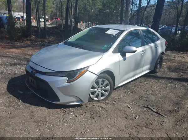 5YFEPMAE0NP347327 2022 TOYOTA COROLLA - Image 2