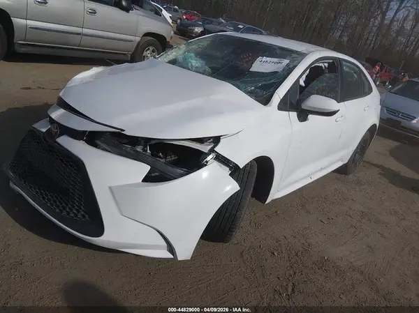 5YFEPMAE0NP356173 2022 TOYOTA COROLLA - Image 2