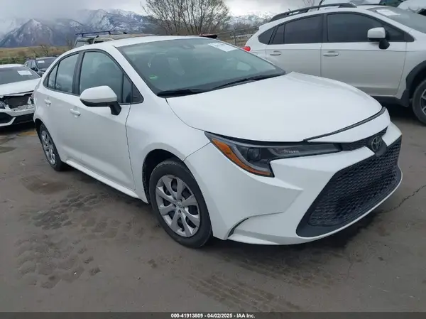 5YFEPMAE0NP361826 2022 TOYOTA COROLLA - Image 1