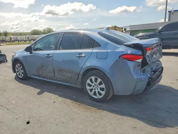 5YFEPMAE0NP370932 2022 TOYOTA COROLLA - Image 2