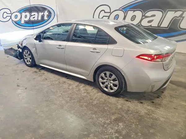 5YFEPMAE0NP379811 2022 TOYOTA COROLLA - Image 2