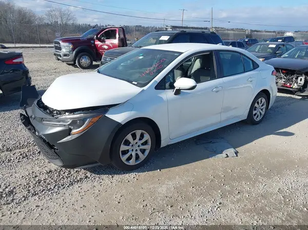 5YFEPMAE0NP381123 2022 TOYOTA COROLLA - Image 2