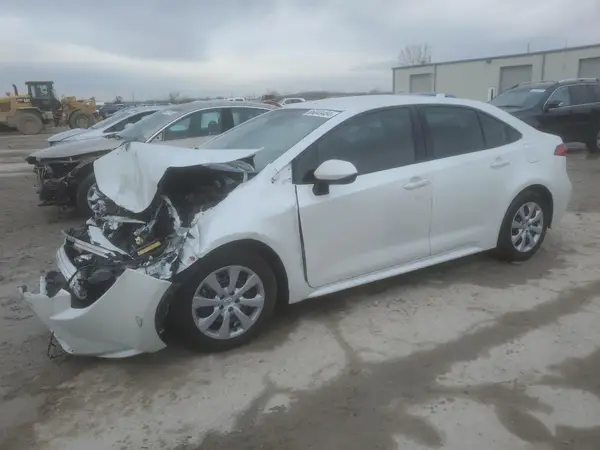 5YFEPMAE0NP382451 2022 TOYOTA COROLLA - Image 1