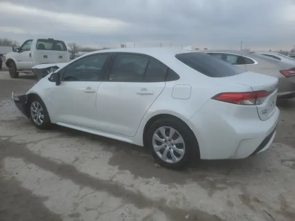 5YFEPMAE0NP382451 2022 TOYOTA COROLLA - Image 2