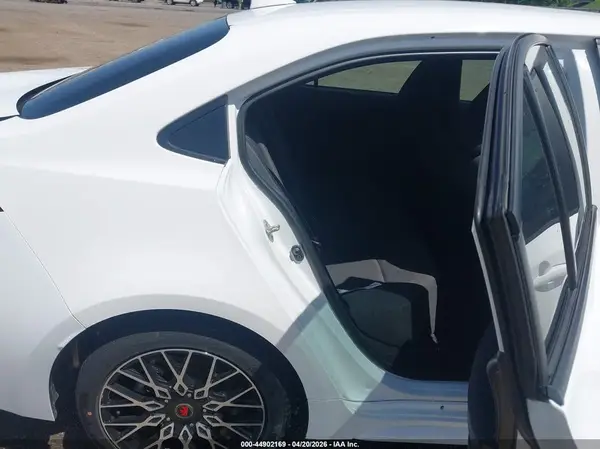 5YFEPMAE0NP385060 2022 TOYOTA COROLLA - Image 8
