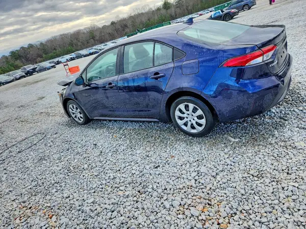 5YFEPMAE0NP386290 2022 TOYOTA COROLLA - Image 2