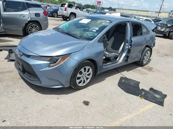 5YFEPMAE0NP388654 2022 TOYOTA COROLLA - Image 2