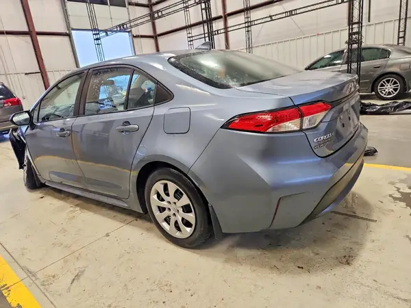 5YFEPMAE1MP163271 2021 TOYOTA COROLLA - Image 2