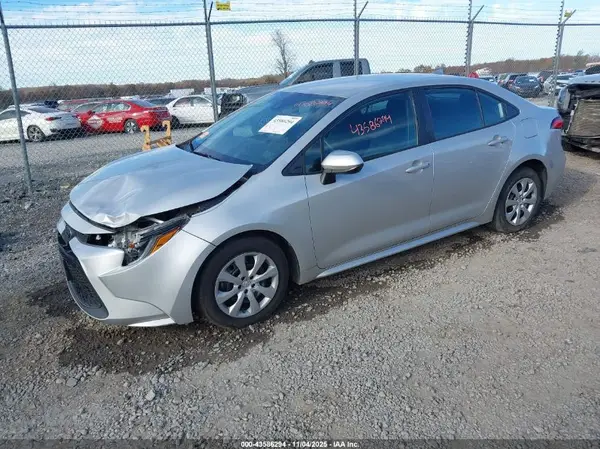 5YFEPMAE1MP166509 2021 TOYOTA COROLLA - Image 2