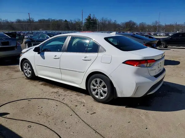 5YFEPMAE1MP169636 2021 TOYOTA COROLLA - Image 2