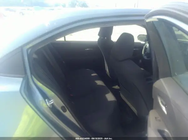 5YFEPMAE1MP171628 2021 TOYOTA COROLLA - Image 8