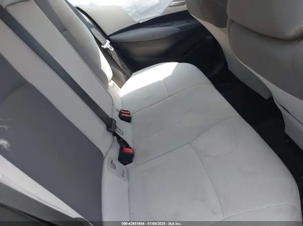 5YFEPMAE1MP181219 2021 TOYOTA COROLLA - Image 8